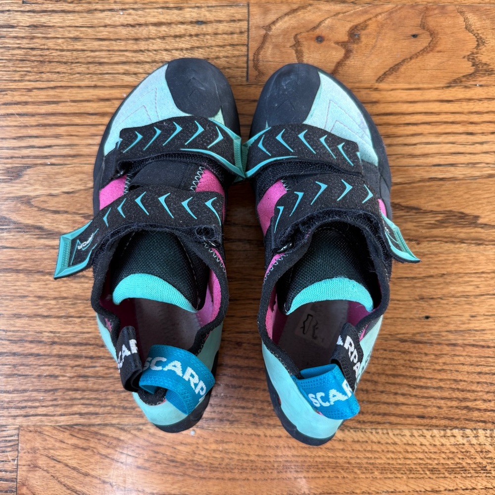 Scarpa Vapor V Women's Teal & Pink Climbing shoes